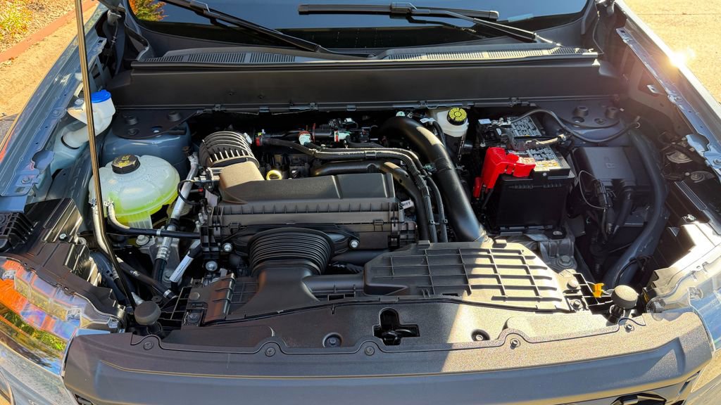 Used 2025 Ford Maverick XLT w/ XLT Luxury Package image 24