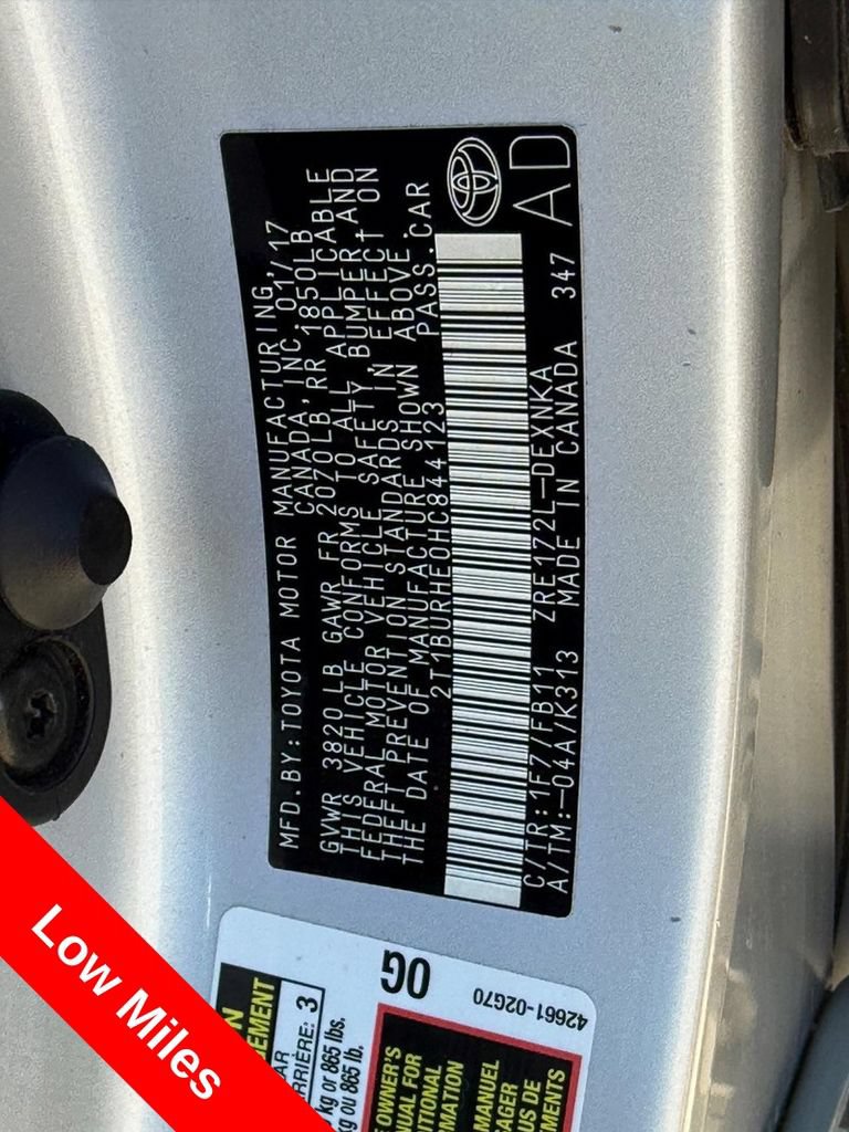 Used 2017 Toyota Corolla LE w/ Carpet Mat Package (TMS) FWD image 31