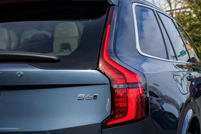 New 2026 Volvo XC90 B6 Ultra w/ Protection Package image 7