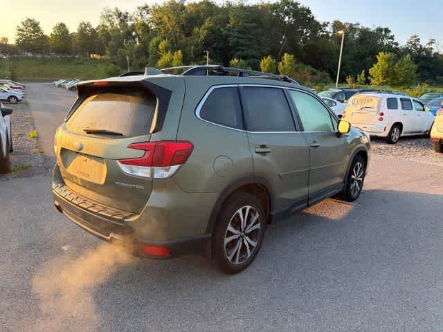 Used 2019 Subaru Forester Limited AWD/4WD image 9