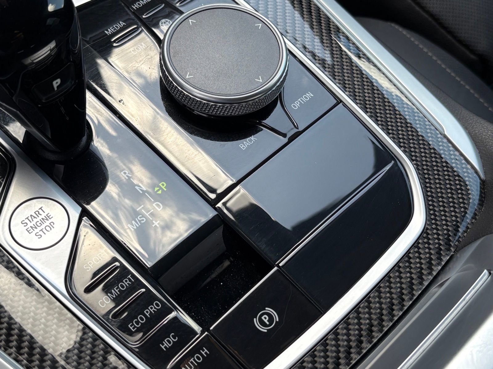 Used 2022 BMW X5 M50i w/ Premium Package image 25