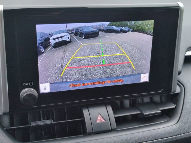 Used 2023 Toyota RAV4 LE image 10