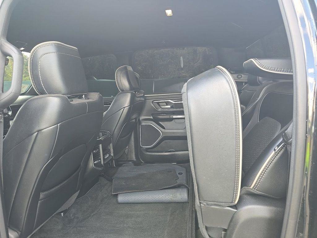 Used 2021 RAM 1500 Laramie AWD/4WD image 17