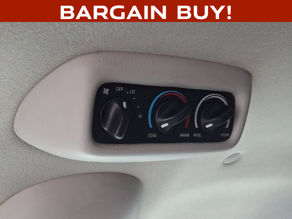 Used 2004 Ford Excursion XLT AWD/4WD image 13