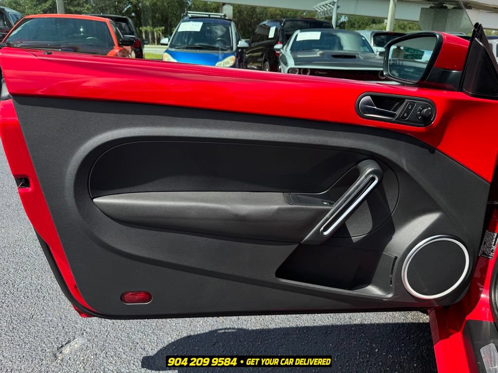 Used 2012 Volkswagen Beetle 2.5 FWD image 17