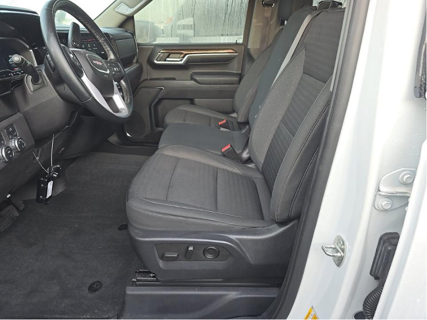 Used 2023 GMC Sierra 1500 SLE AWD/4WD image 9