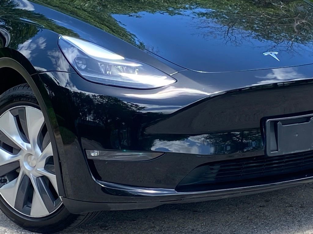 Used 2023 Tesla Model Y Long Range image 12