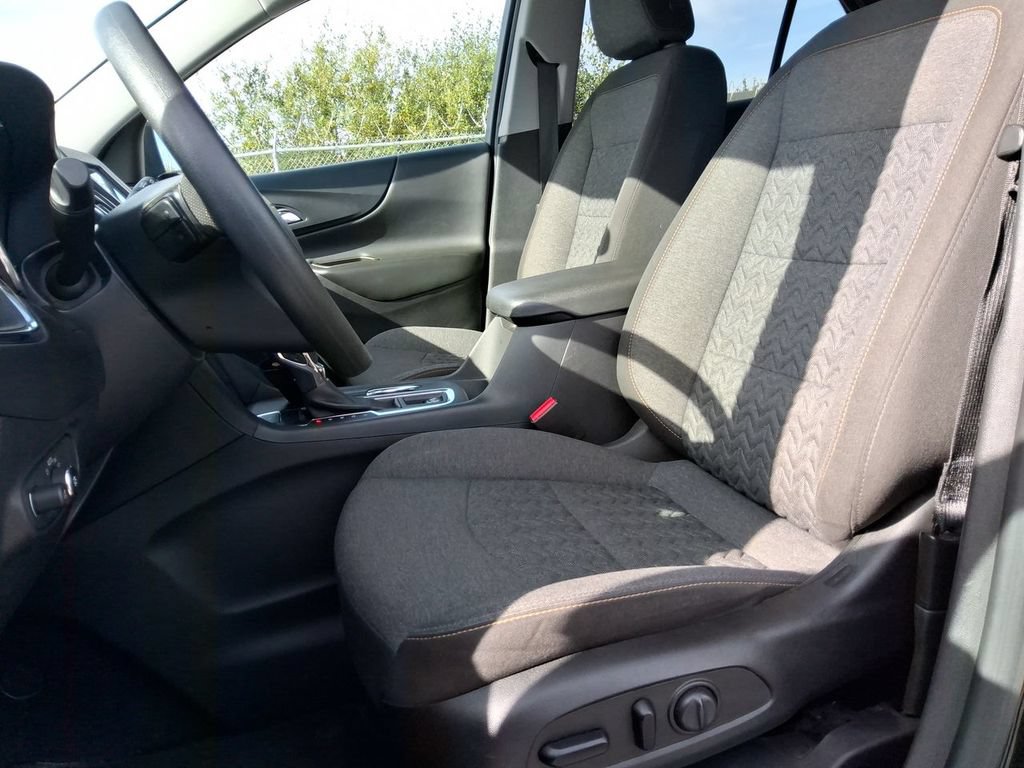 Used 2023 Chevrolet Equinox LT AWD/4WD image 12