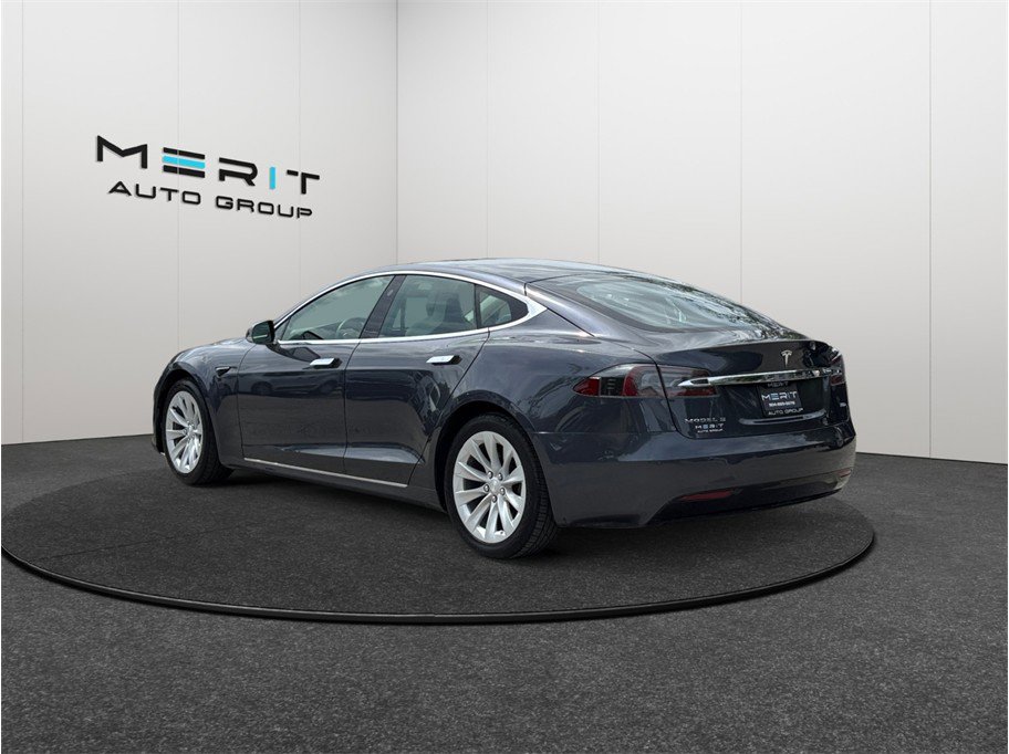 Used 2018 Tesla Model S 100D image 6