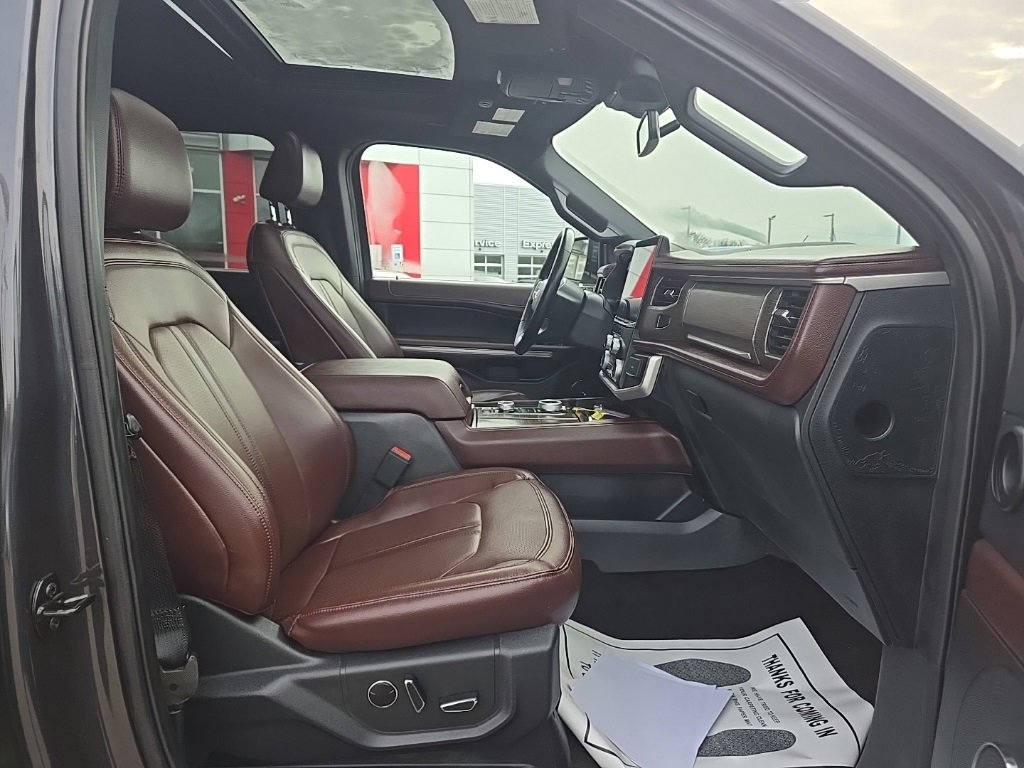 Used 2023 Ford Expedition Max Limited image 33