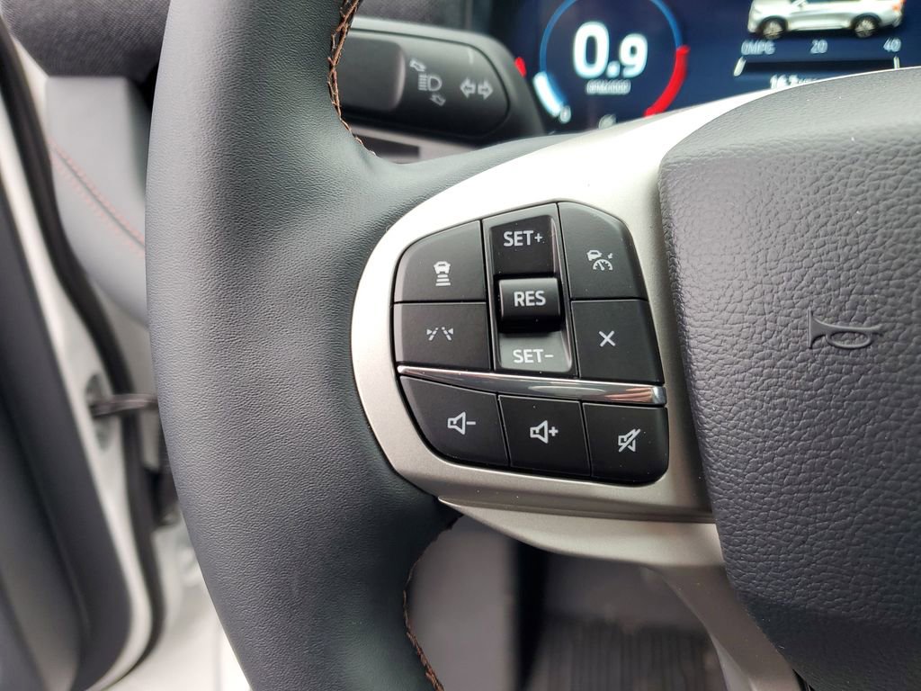 New 2026 Ford Explorer Active w/ Active Comfort Package image 15