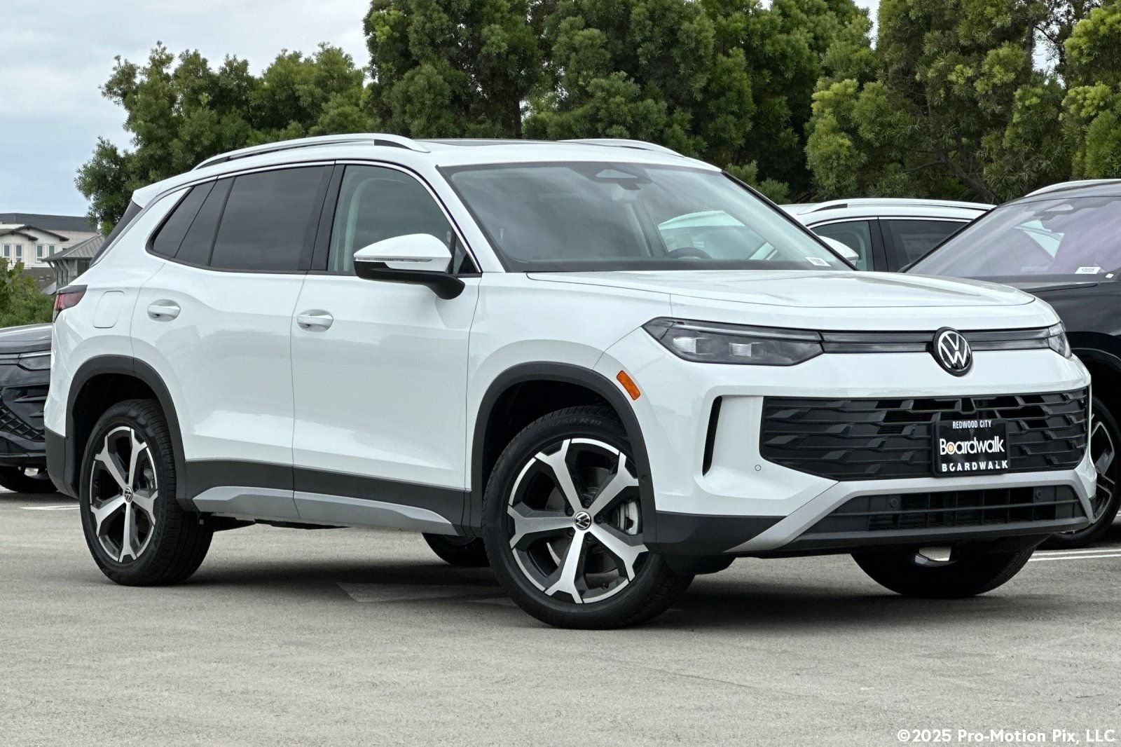 New 2026 Volkswagen Tiguan SE
