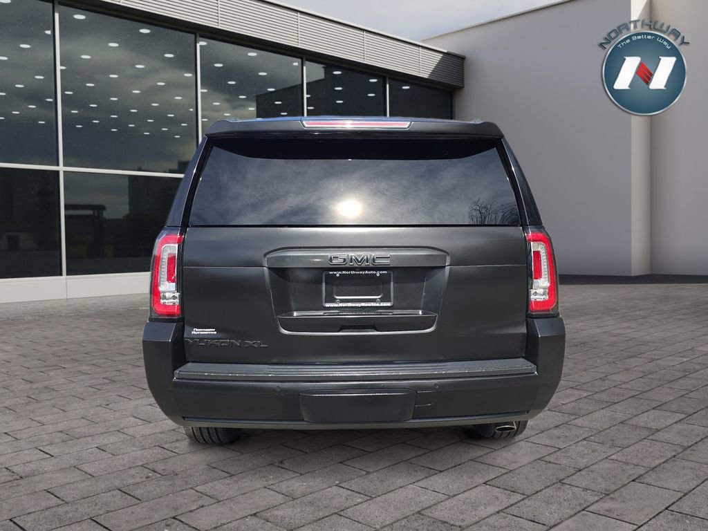 Used 2020 GMC Yukon XL Denali image 4
