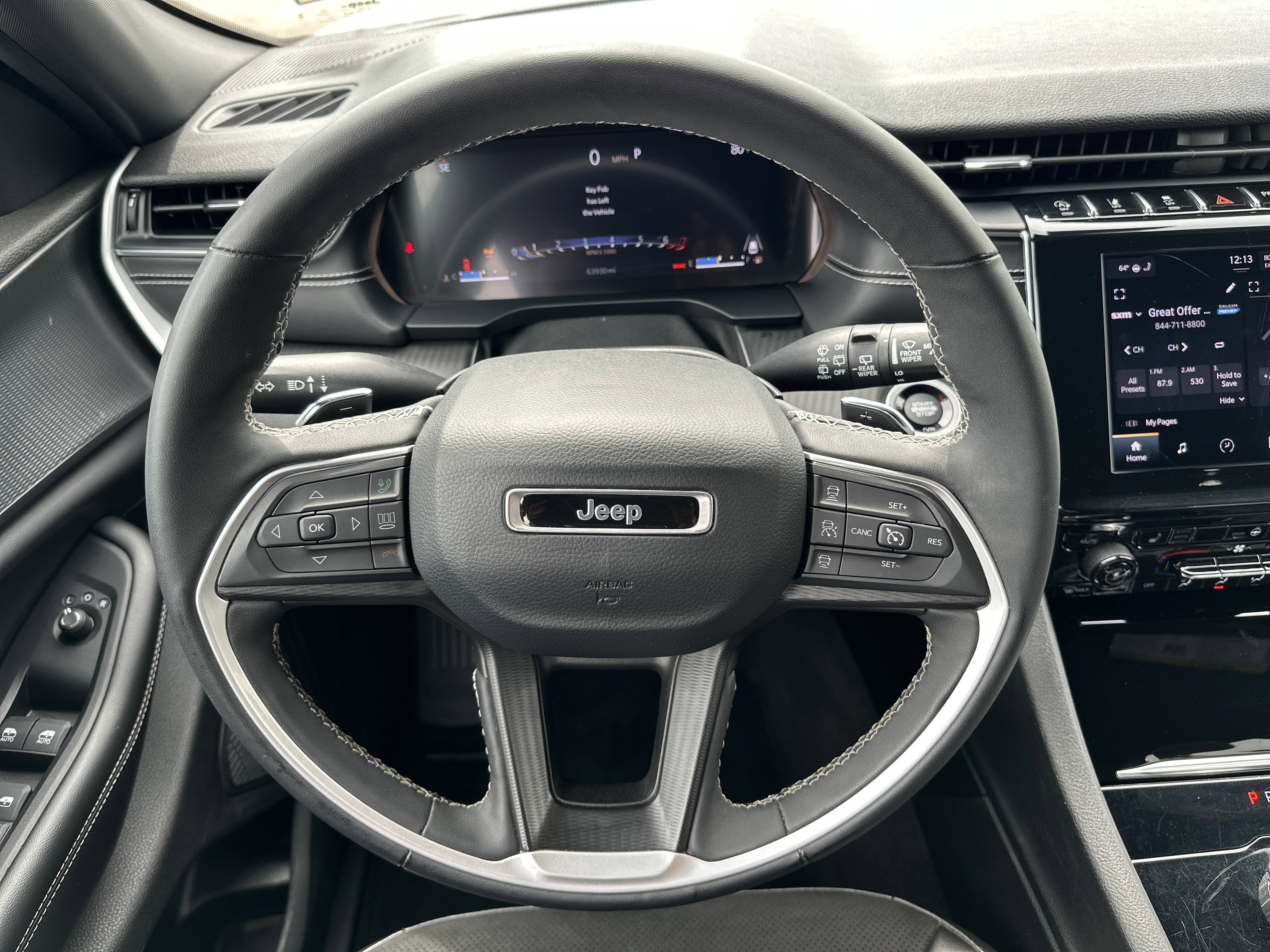 Used 2023 Jeep Grand Cherokee Altitude image 25