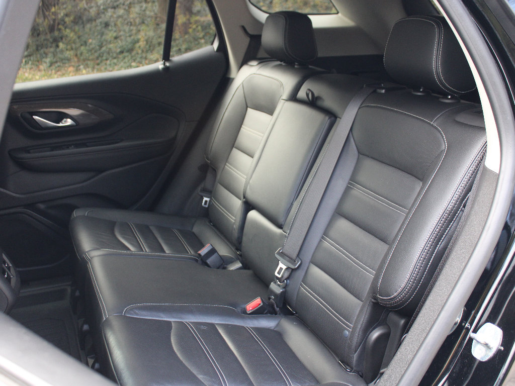 Certified 2022 GMC Terrain Denali w/ LPO, 'HIT The Road' Package image 30