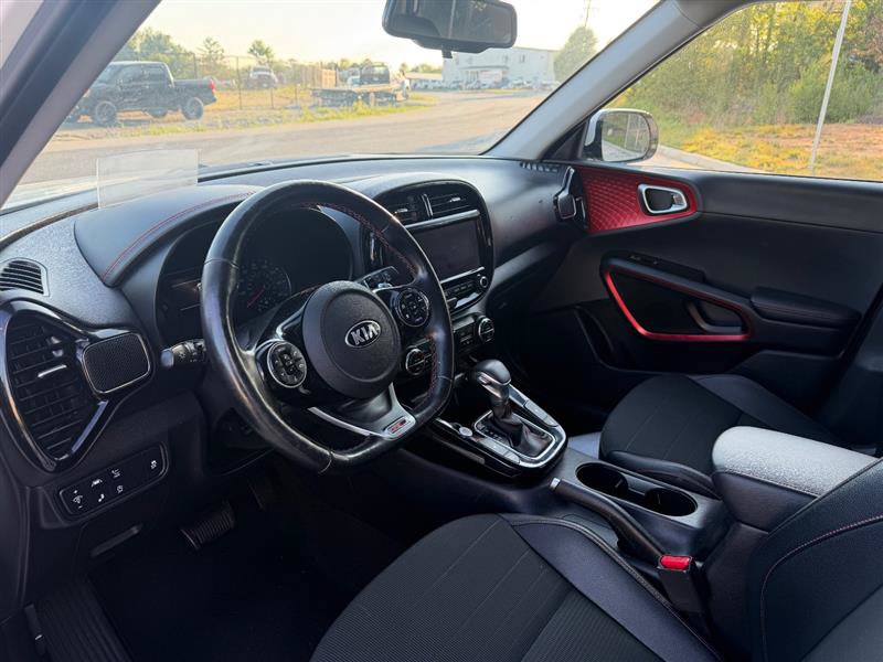 Used 2020 Kia Soul GT-Line Turbo FWD image 15