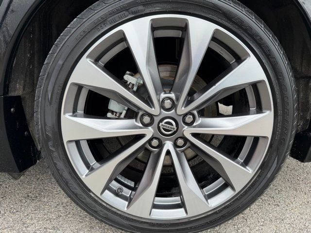 Used 2021 Nissan Maxima Platinum w/ Sport Mat Group image 9