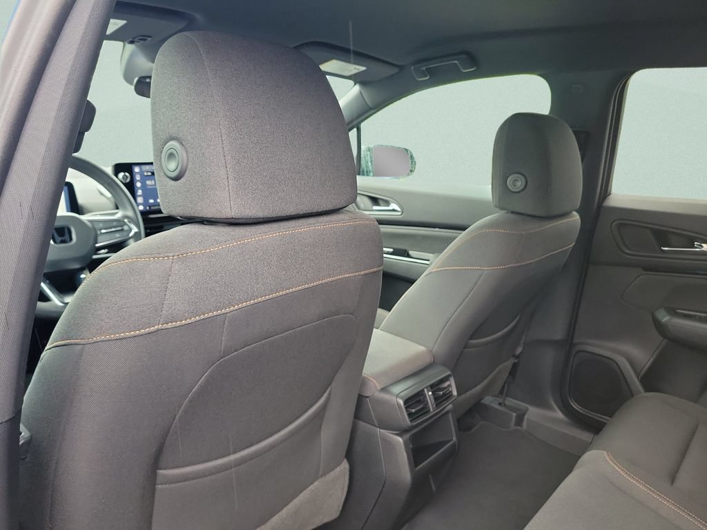 Used 2024 Honda Prologue EX image 8
