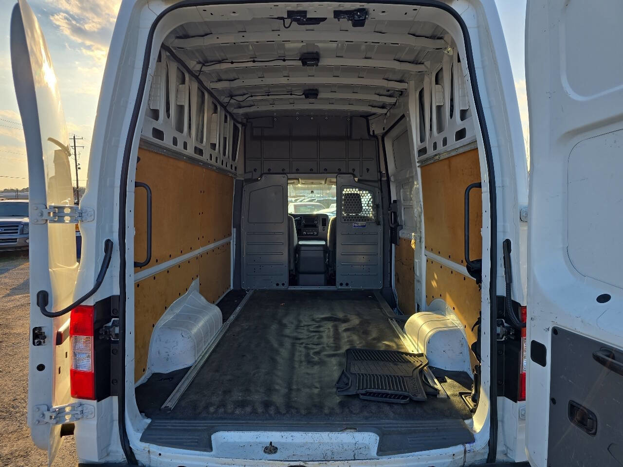 Used 2020 Nissan NV 2500 SV w/ Navigation Package image 43