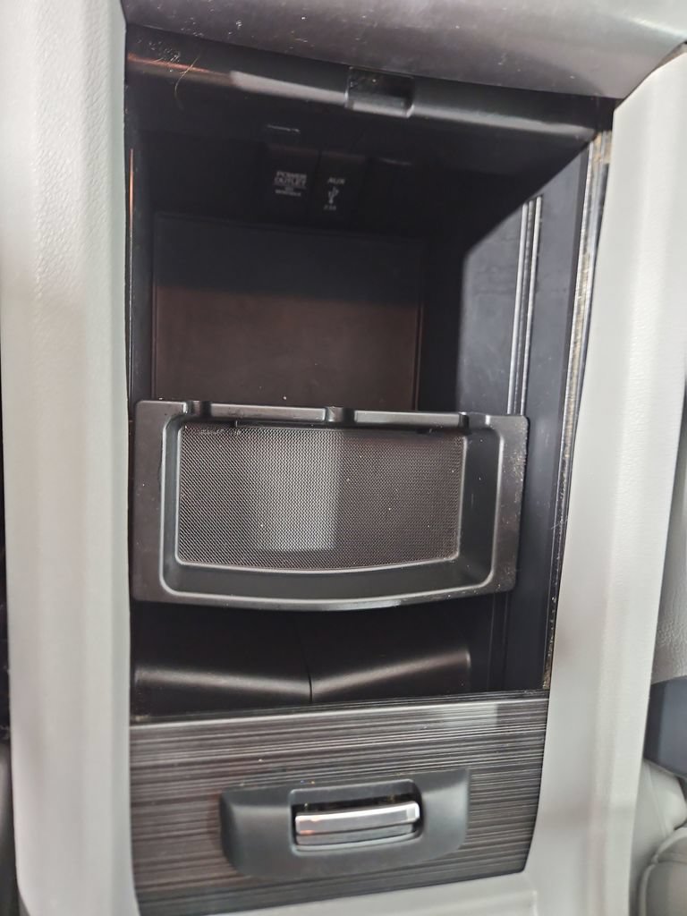 Used 2016 Honda Pilot EX-L image 25