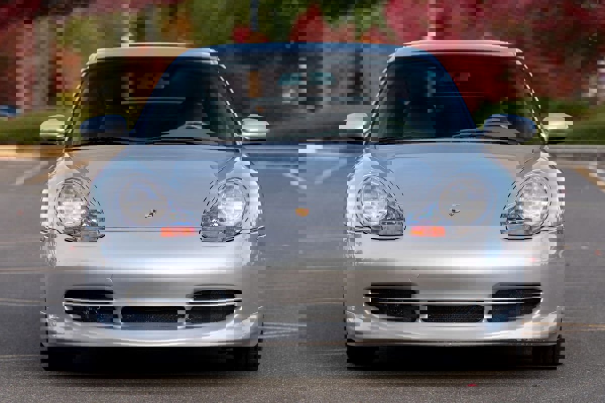 Used 1999 Porsche 911 GT3 RS image 12