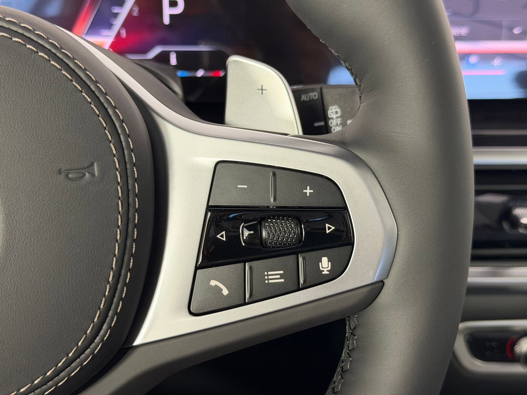 New 2026 BMW X5 sDrive40i w/ M Sport Package image 27