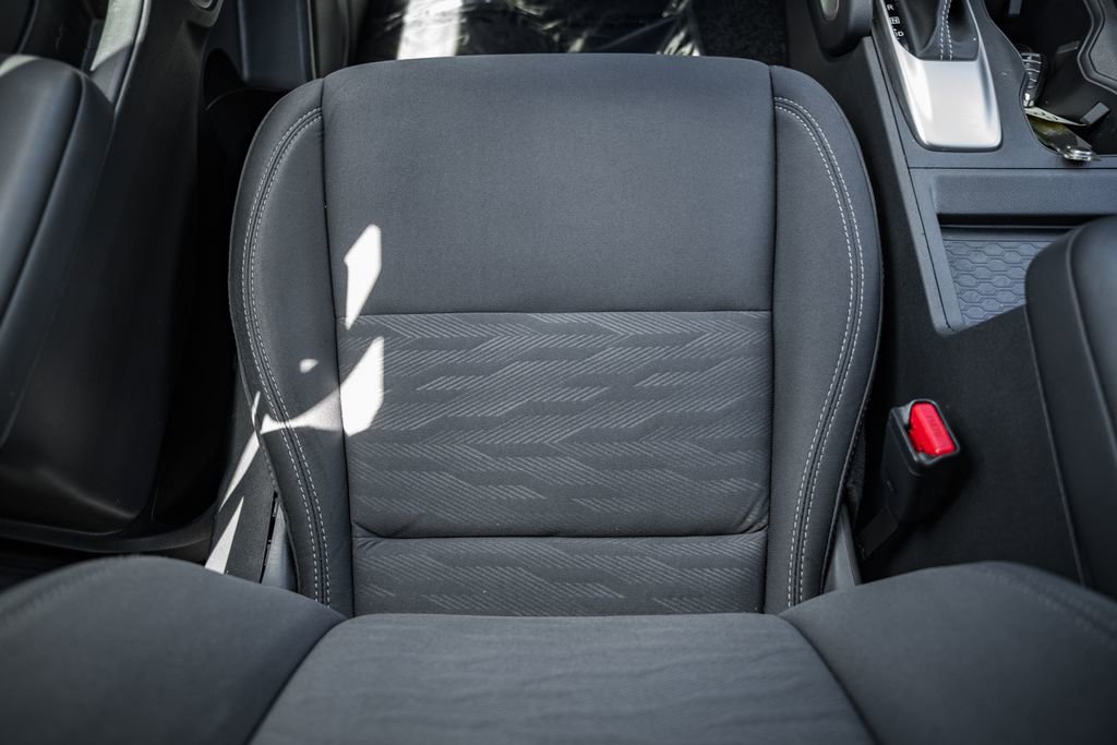 Used 2024 Nissan Frontier SV w/ Technology Package image 25