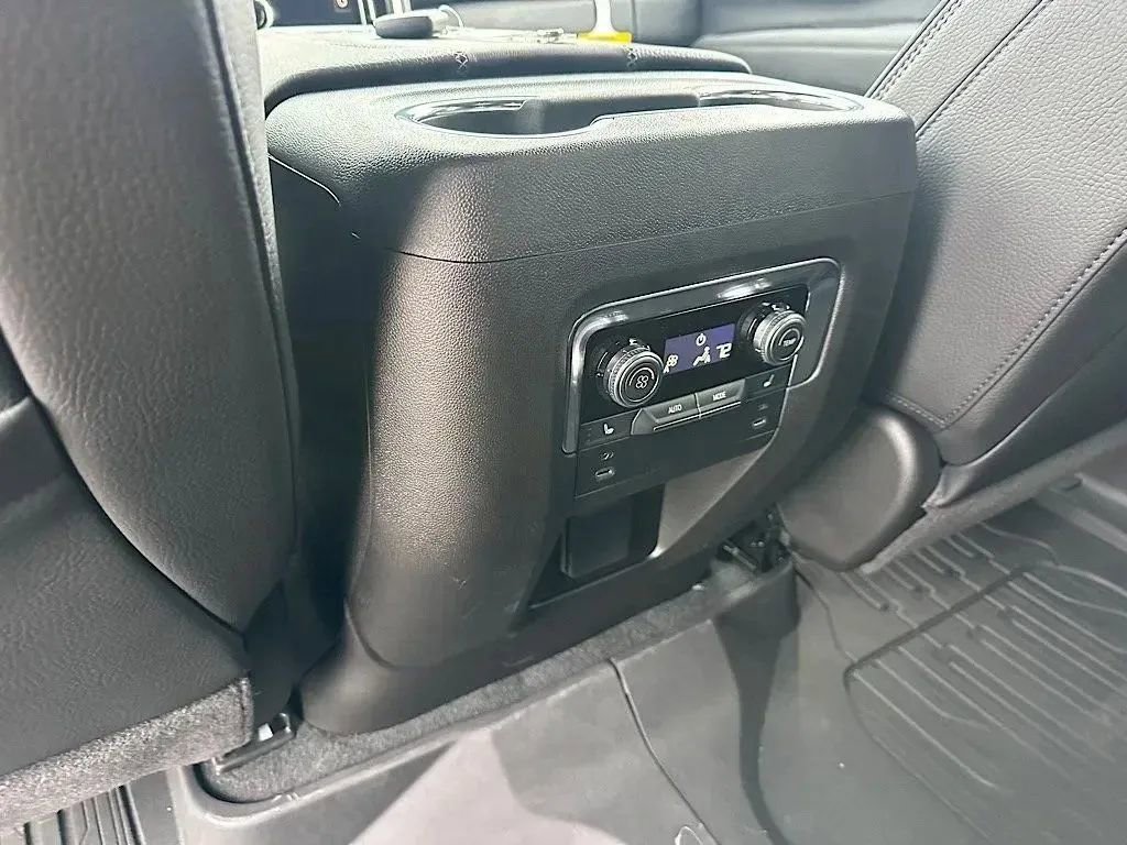 New 2026 GMC Yukon XL Denali w/ LPO, Floor Liner Package image 23