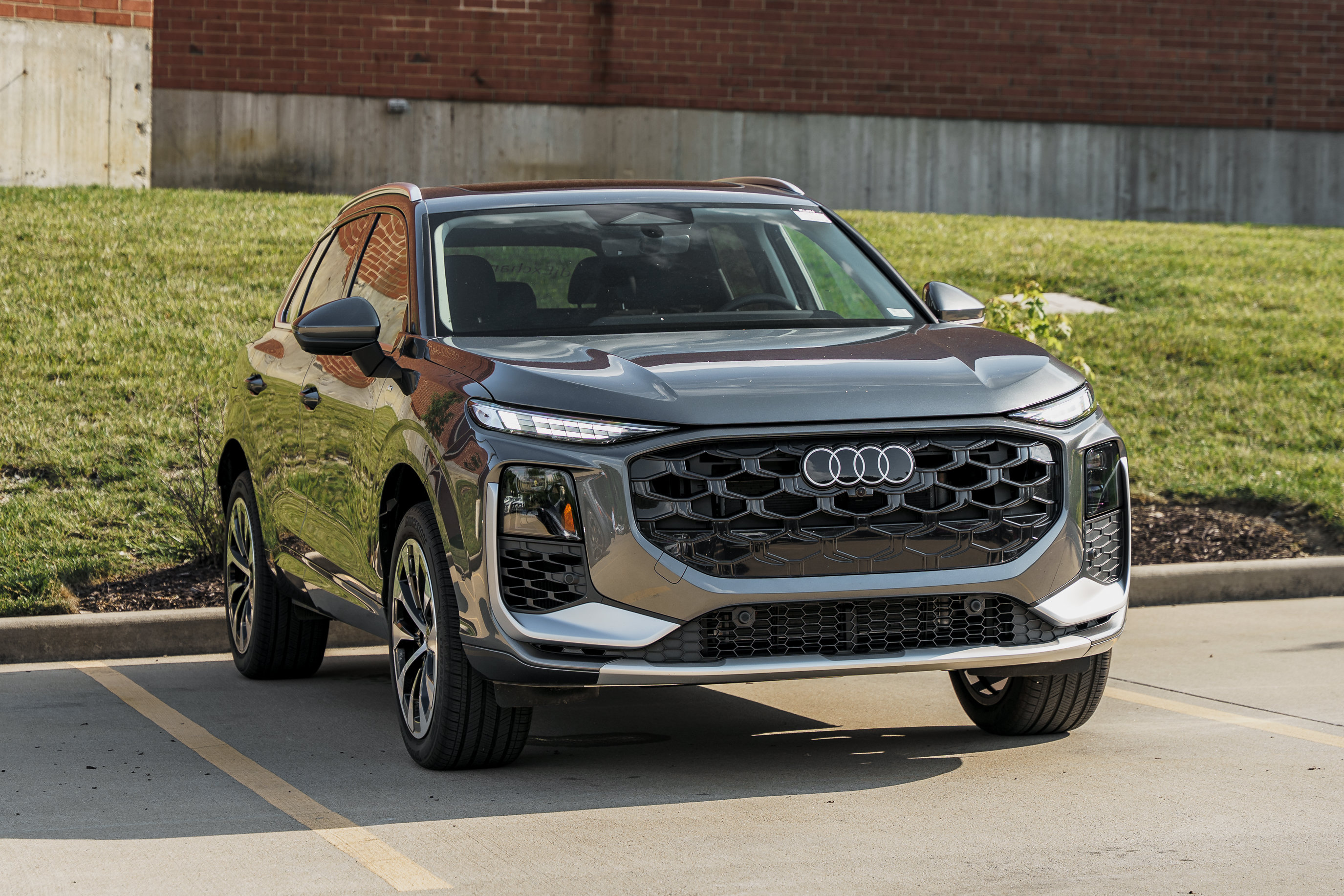 Certified 2026 Audi Q3 quattro 2.0T AWD/4WD image 2