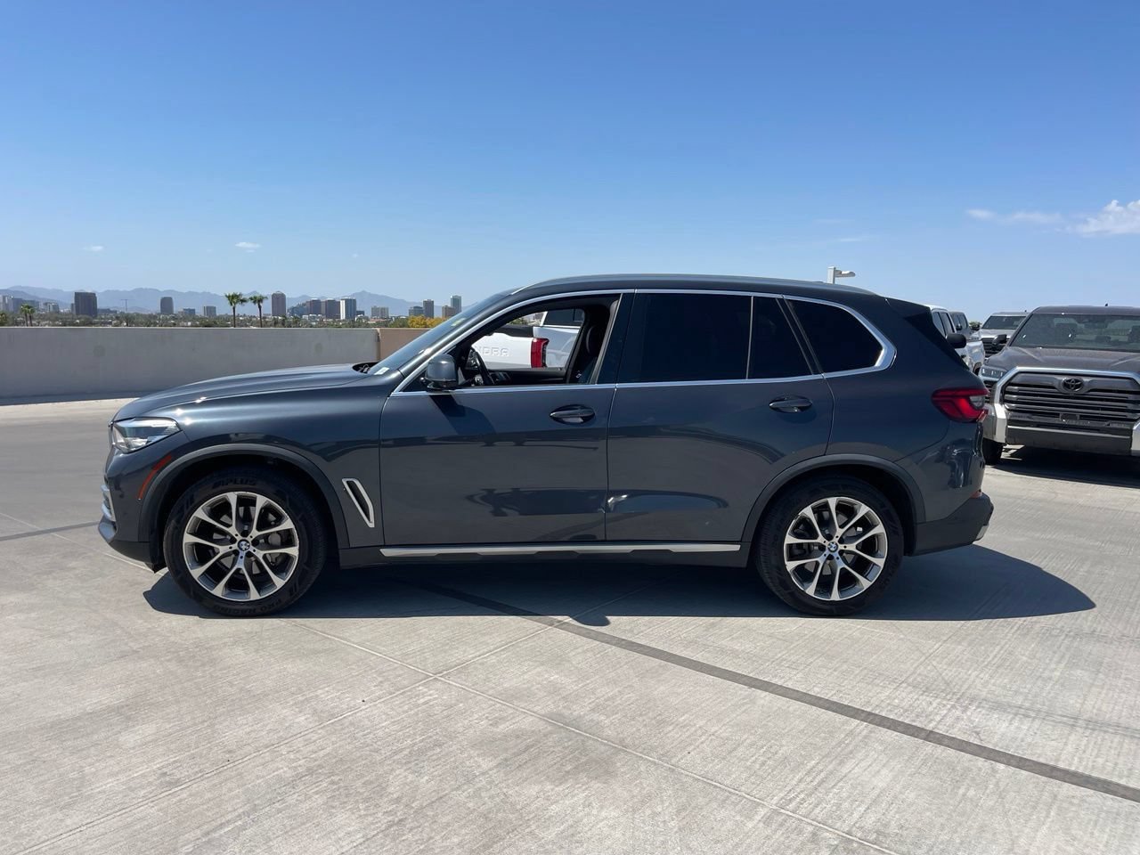 Used 2019 BMW X5 xDrive40i w/ Premium Package 2 AWD/4WD image 7