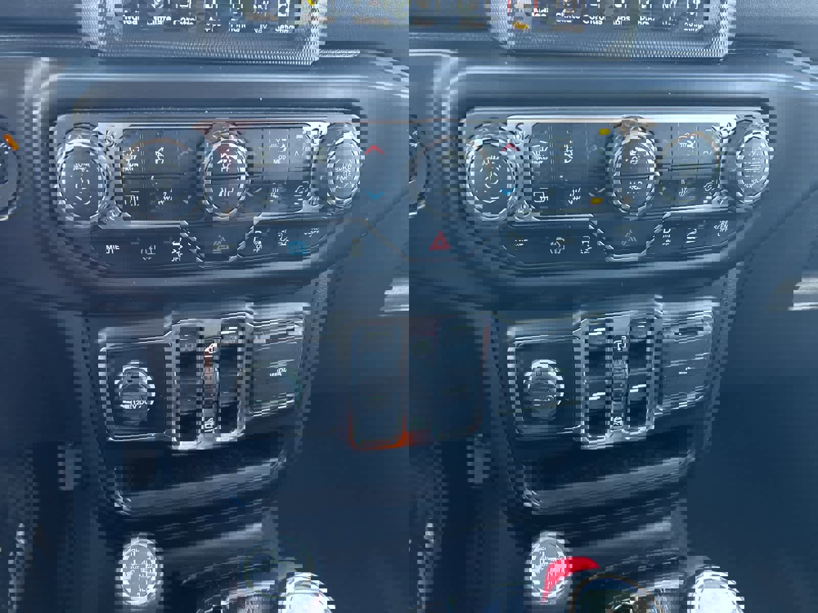 Used 2022 Jeep Wrangler Unlimited Sahara w/ Cold Weather Group image 44