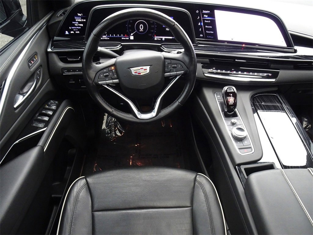 Certified 2022 Cadillac Escalade Sport w/ Touring Package image 15