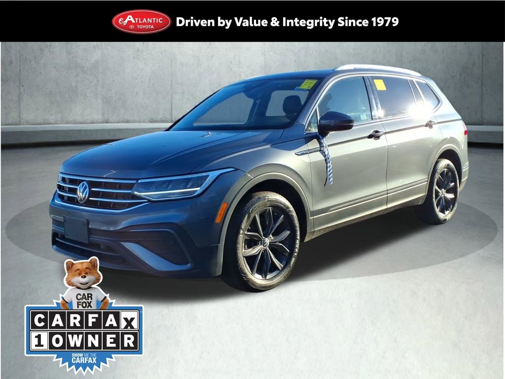 Used 2022 Volkswagen Tiguan SE w/ Panoramic Sunroof Package