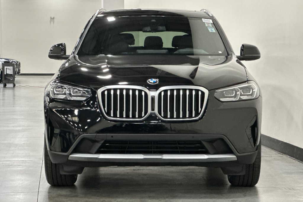 Used 2024 BMW X3 xDrive30i w/ Premium Package w/ZPA AWD/4WD image 9
