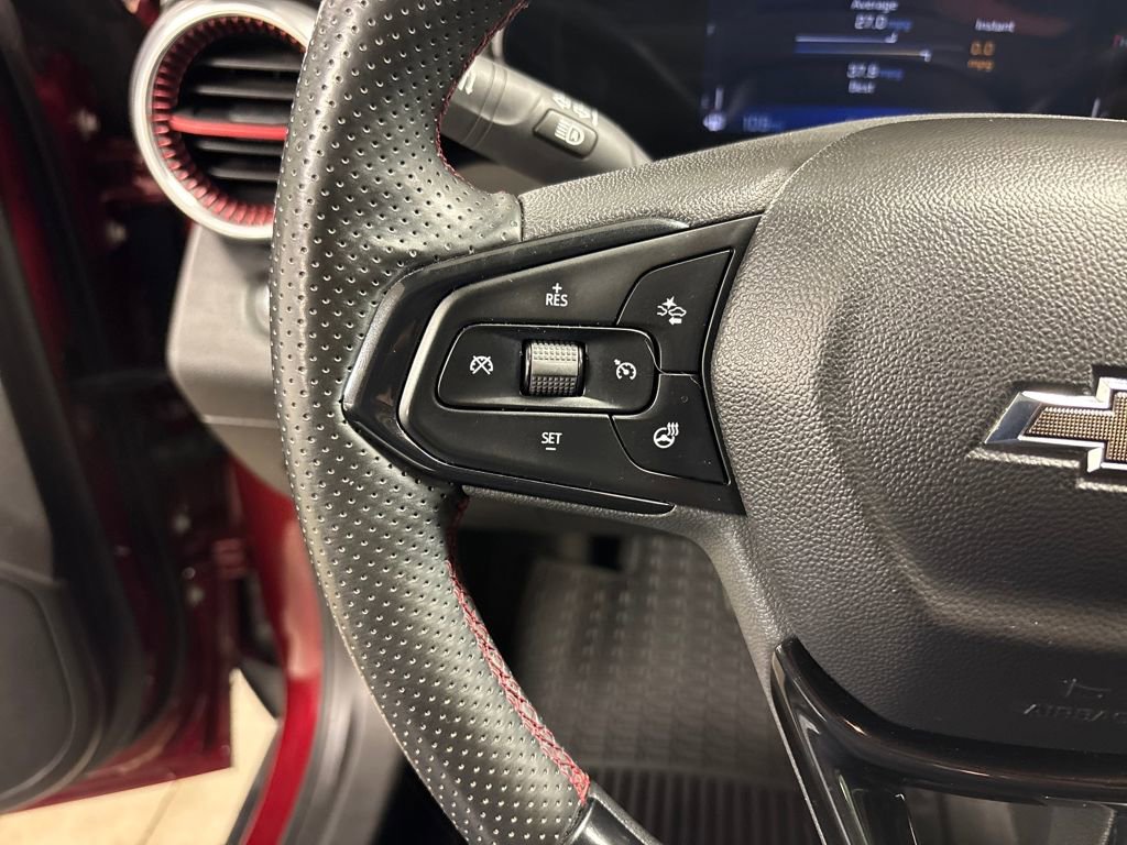 Certified 2025 Chevrolet Trax RS w/ Driver Confidence Package image 25