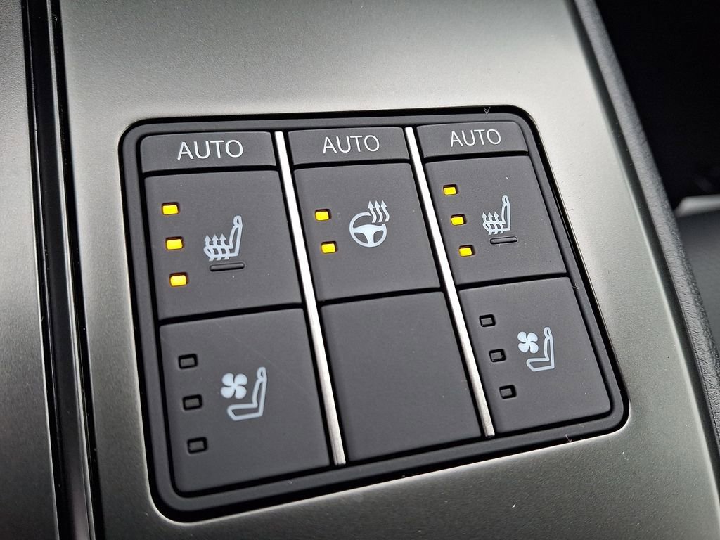 New 2026 Lexus UX 300h AWD image 13