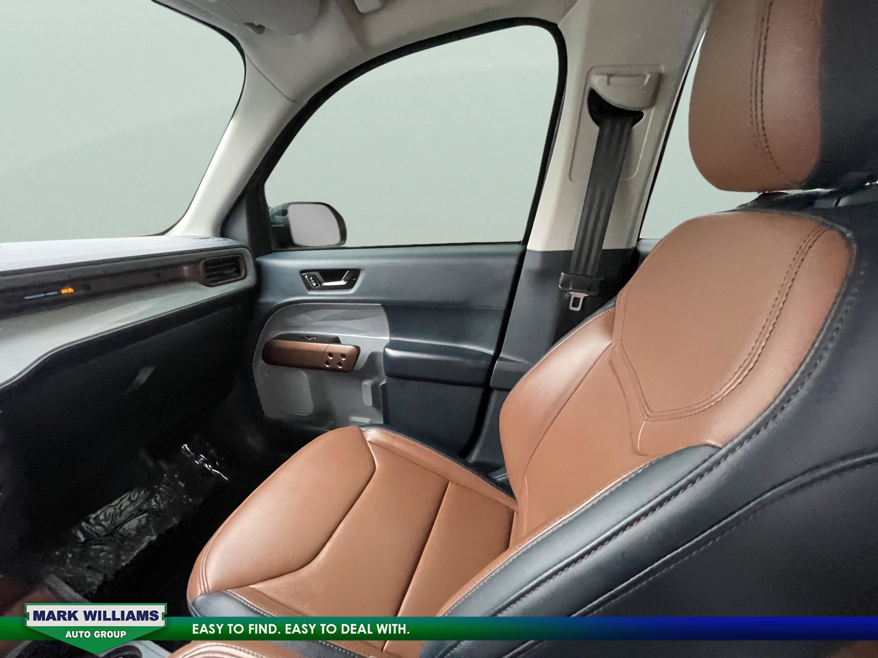 Used 2022 Ford Maverick Lariat w/ Equipment Group 500A Standard image 31