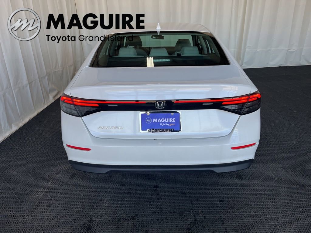 Used 2023 Honda Accord EX image 30