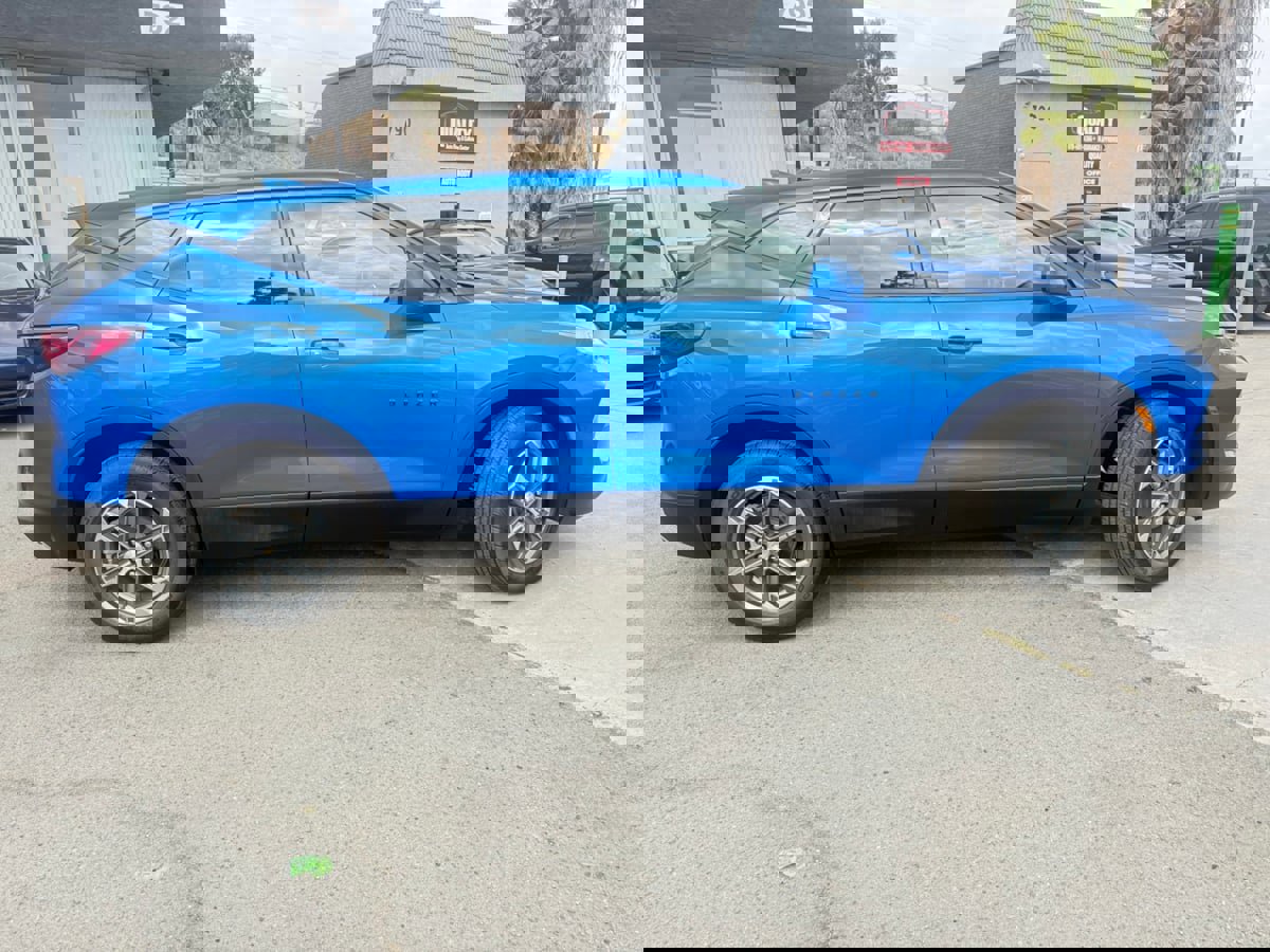 Used 2025 Chevrolet Blazer LT image 10