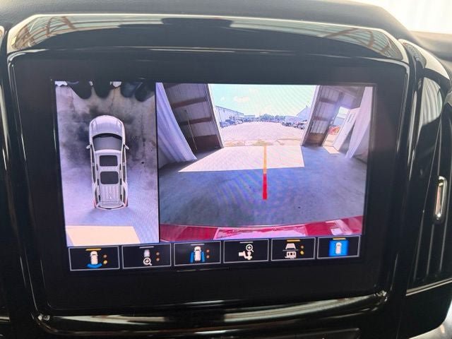 Used 2022 Chevrolet Traverse Premier AWD/4WD image 17
