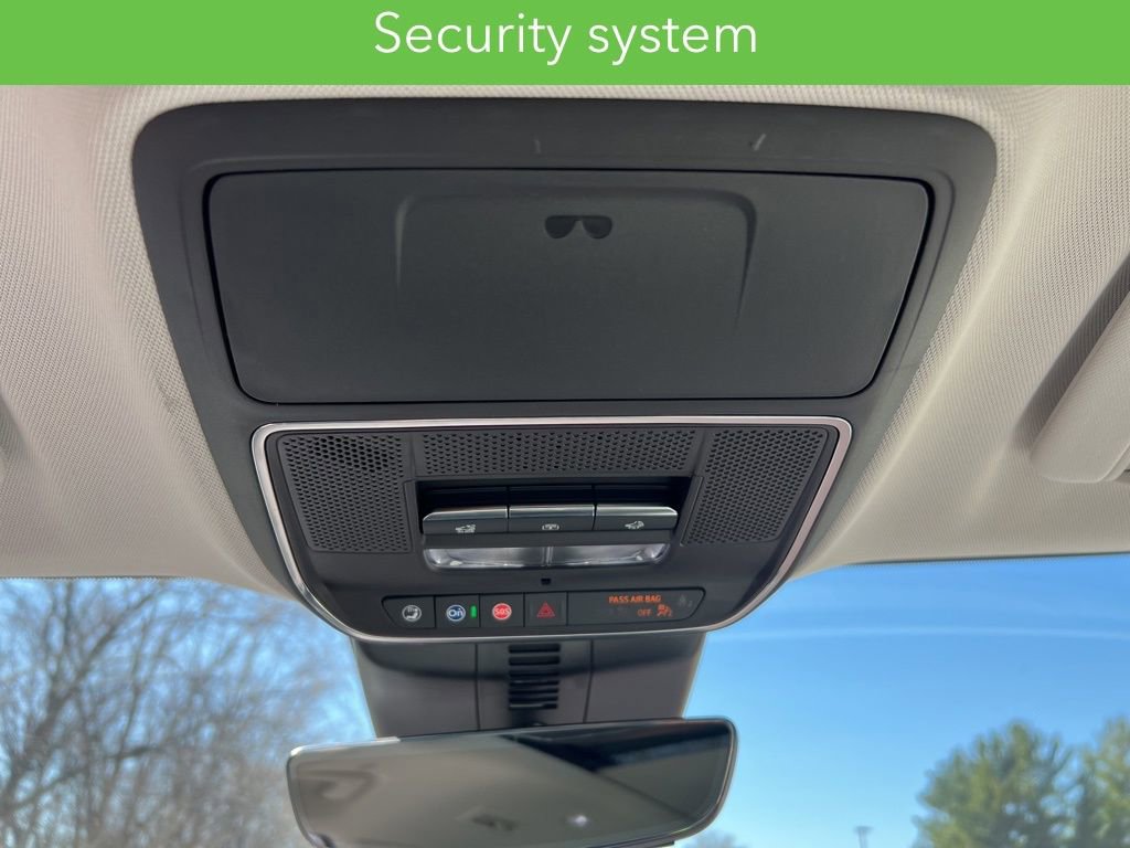 Certified 2025 Buick Enclave Avenir w/ Super Cruise Package FWD image 28