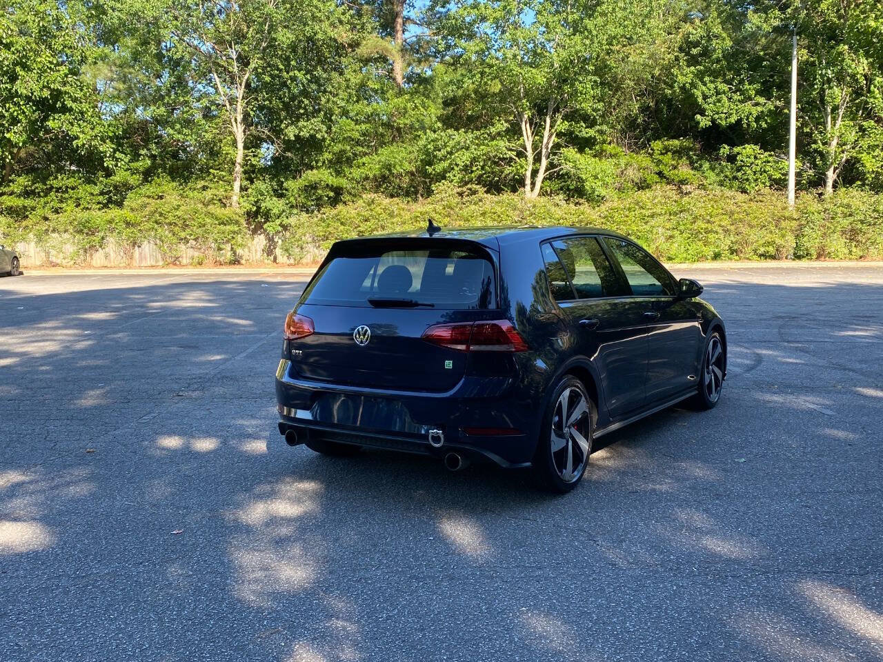 Used 2018 Volkswagen GTI SE FWD image 5