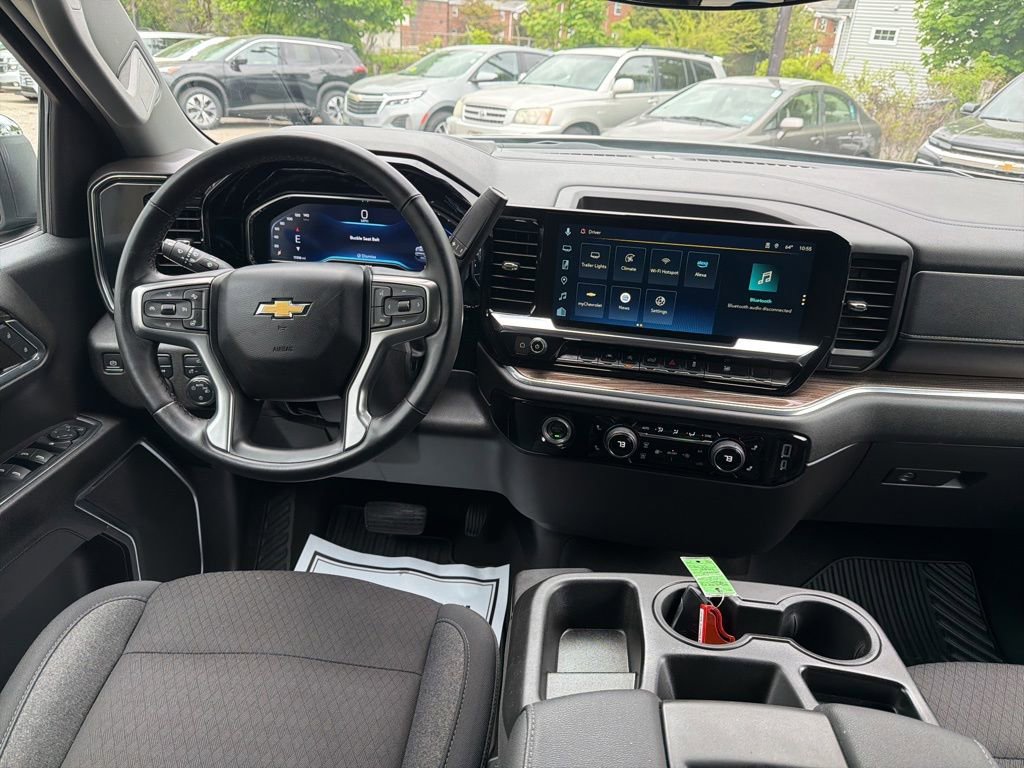 Used 2024 Chevrolet Silverado 1500 LT AWD/4WD image 22