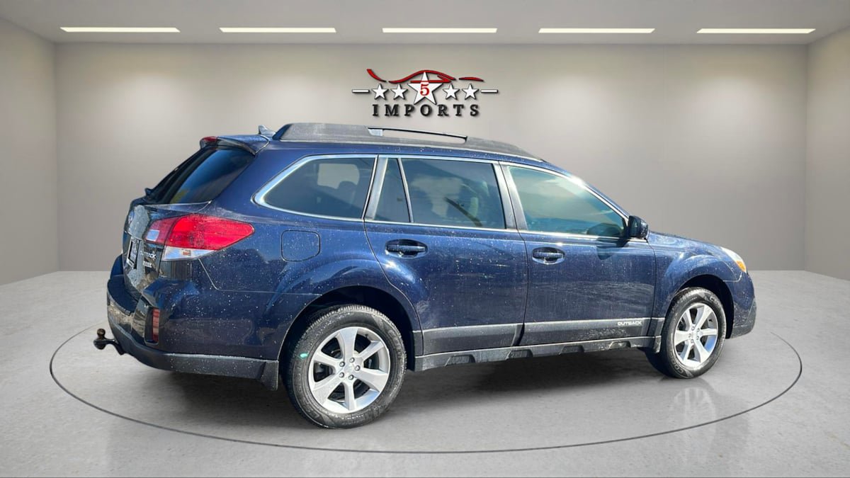 Used 2013 Subaru Outback 2.5i Limited AWD/4WD image 5