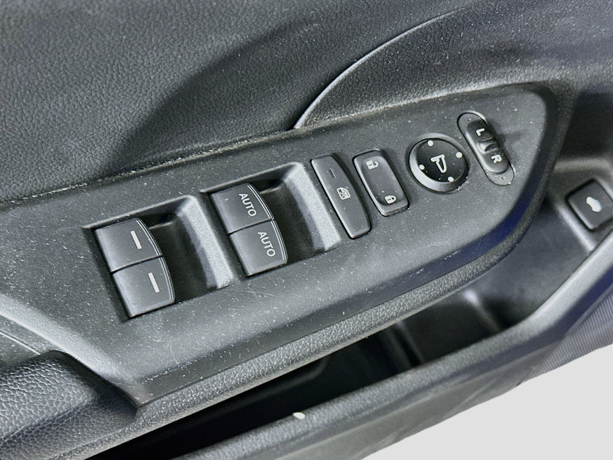 Used 2017 Honda Civic Touring image 15