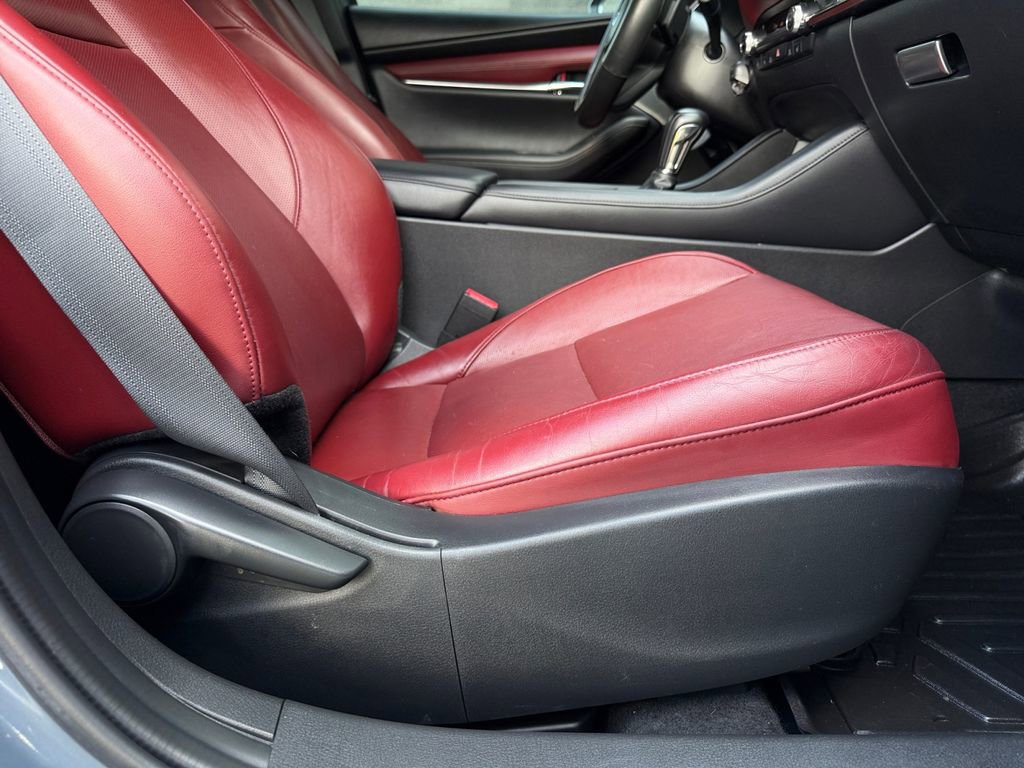 Used 2022 MAZDA MAZDA3 s image 47