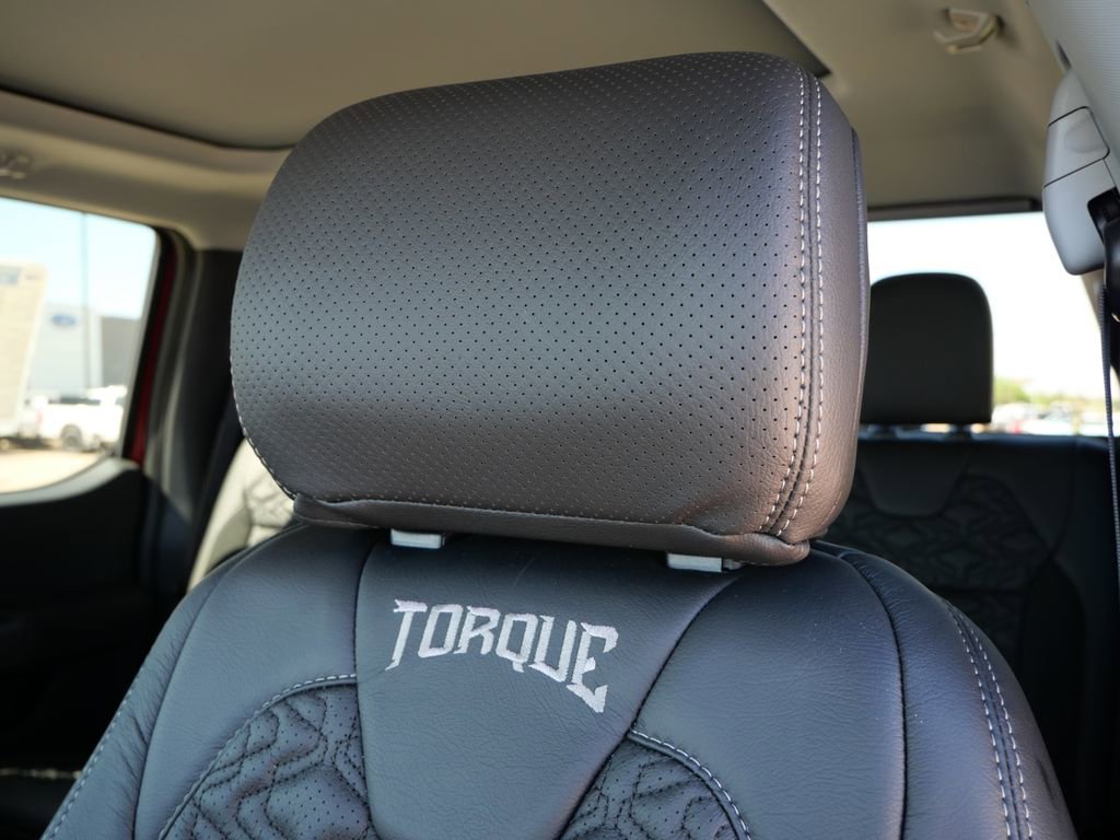 New 2026 Ford F250 Lariat w/ Black Appearance Package image 24