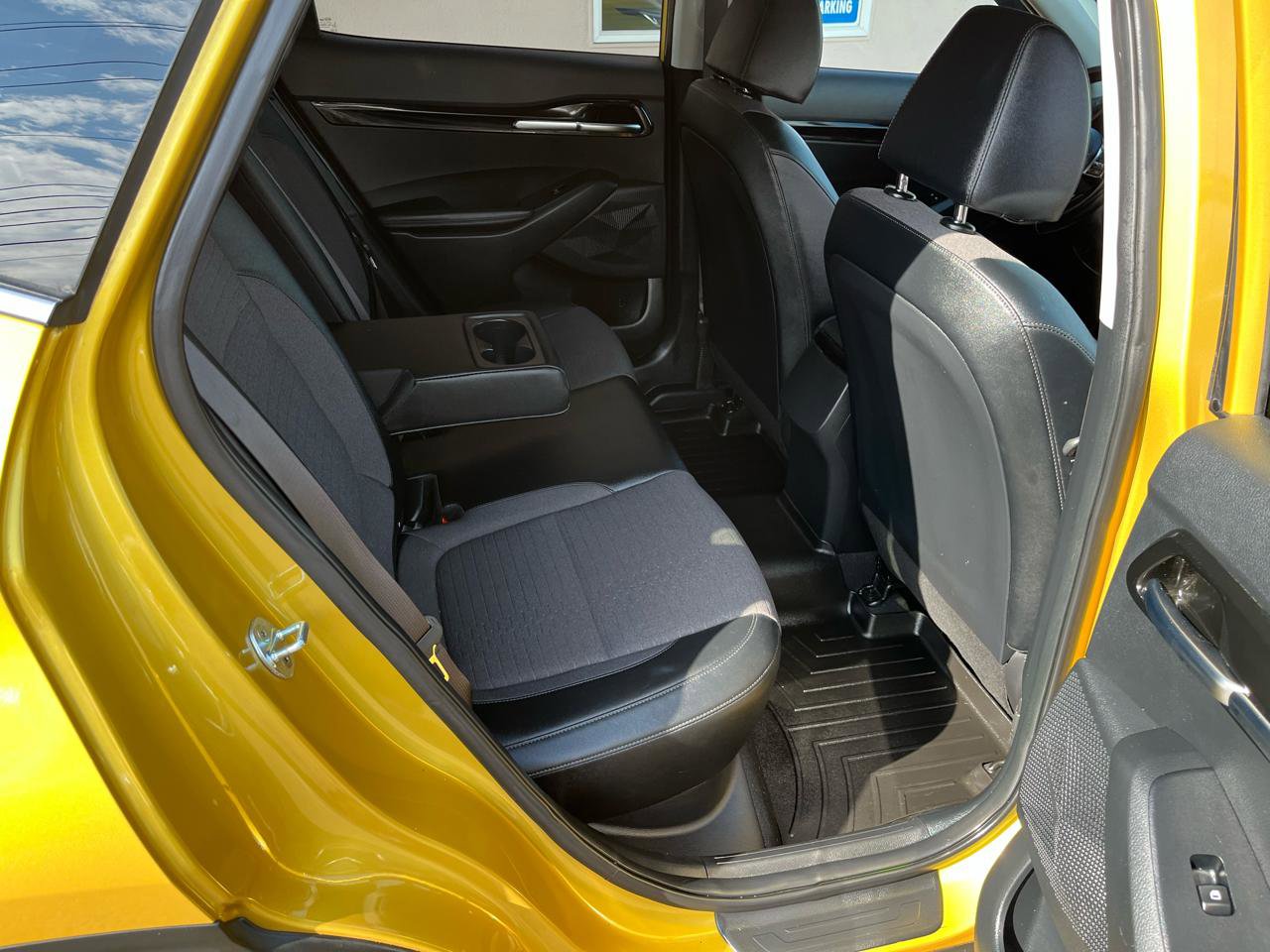 Used 2021 Kia Seltos S image 30