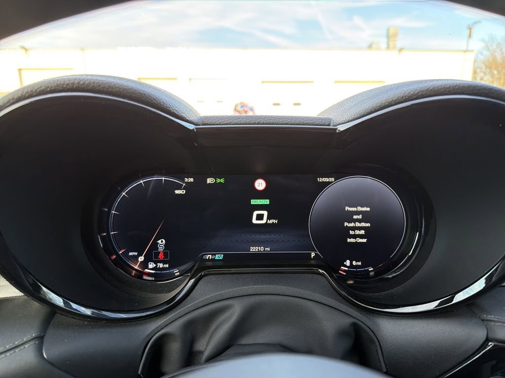 Used 2024 Alfa Romeo Tonale Ti w/ Premium Interior Package image 22