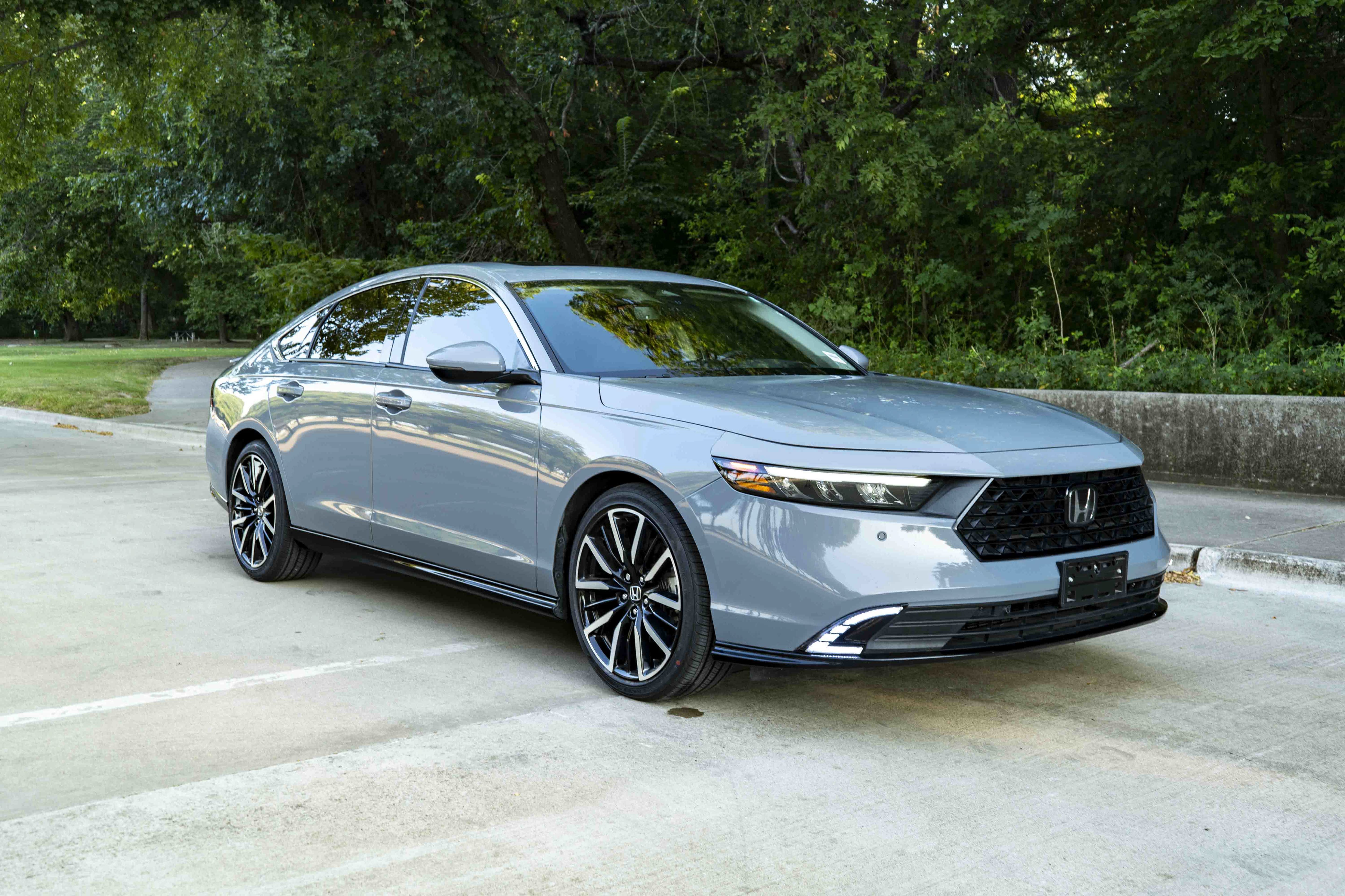 Used 2023 Honda Accord Touring video 2